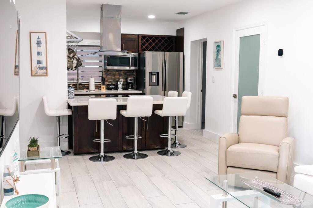 Villa Luxury Retreat 3B ,2Ba Pool , Coral Gables Center Miami Exterior foto
